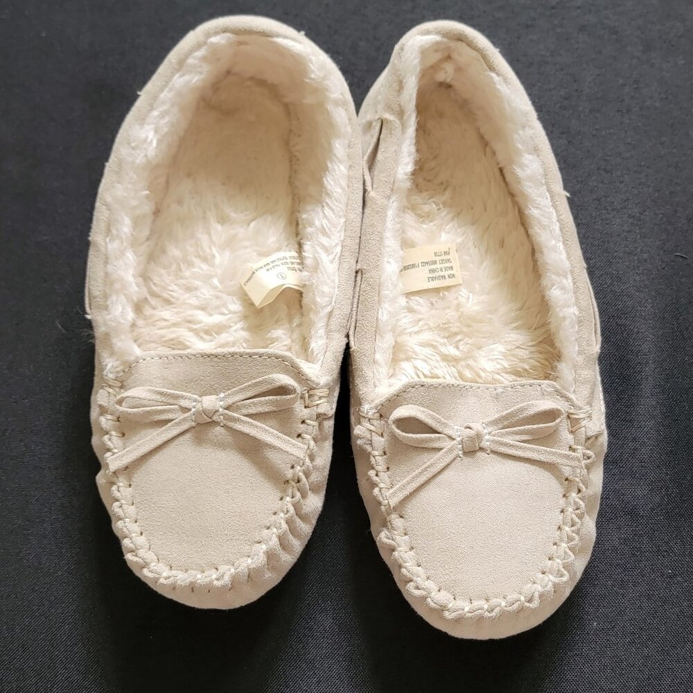 Kids Mocassin Slippers size 1